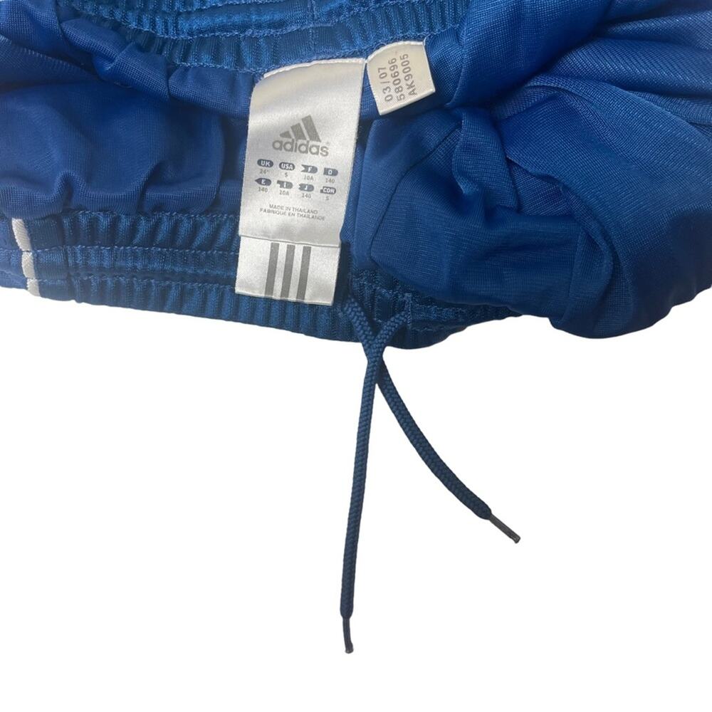Adidas Boys Basketball Active Shorts with Mesh Panels Blue White Size Small - Picture 6 of 7